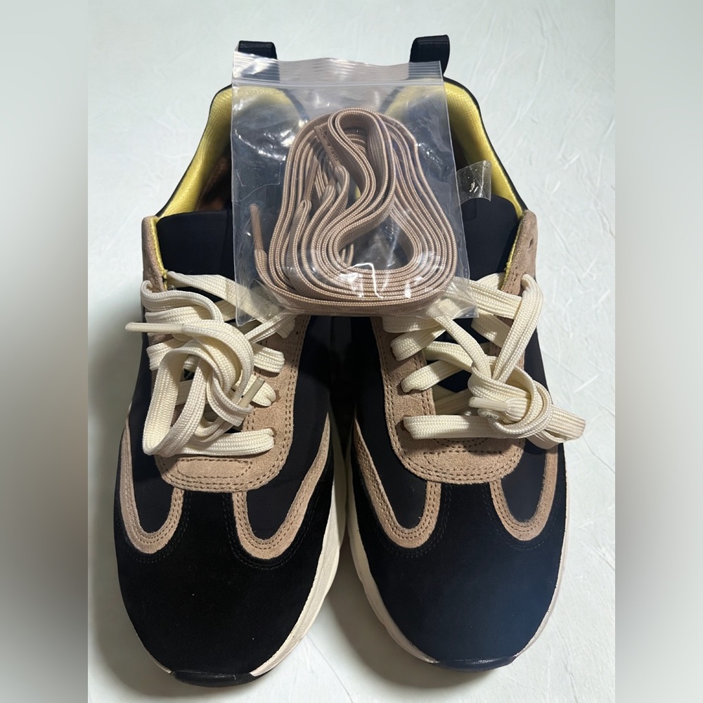 Tory Burch Black and Cream Sneakers - Picture 2 of 4